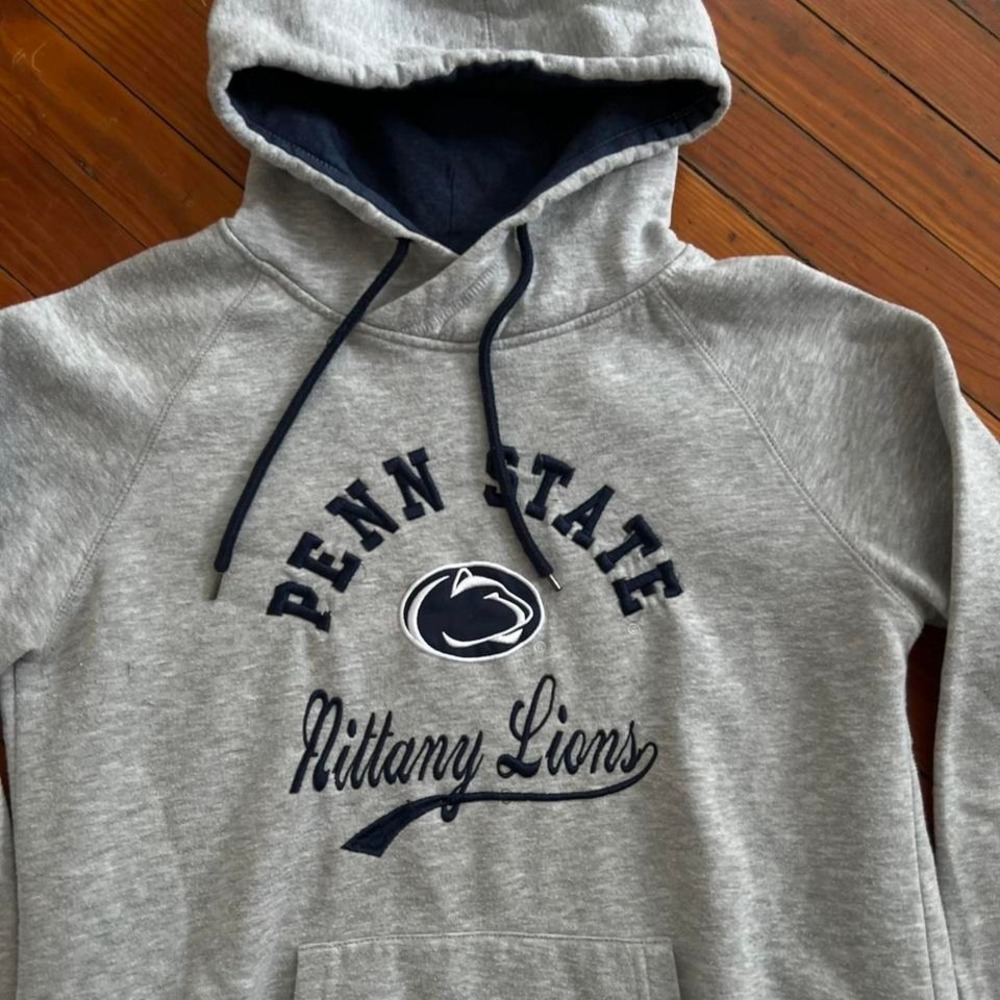 Penn State University Arch Logo Nike Hoodie size L